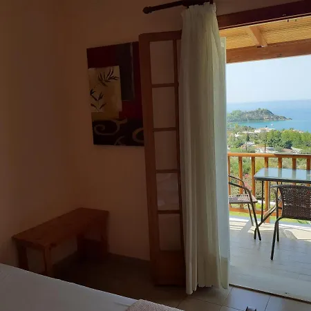 Mediterranean Apart Otel Lassi (Kefalonia)